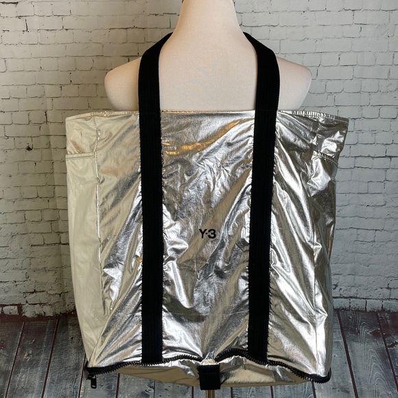 Y-3 Yohji Yamamoto x adidas Y-3 BEACH TOTE Metallic Silver & Black Streetwear - Picture 3 of 16